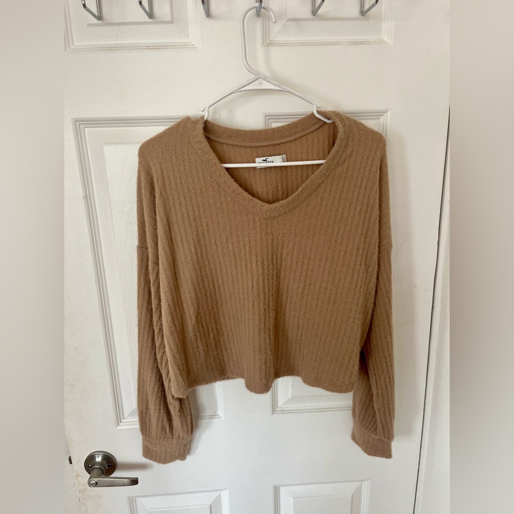 Small tan sweater from hollister